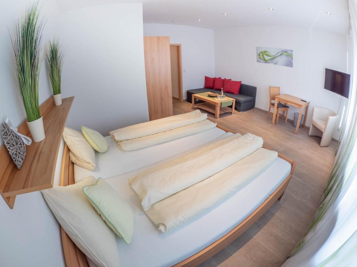 Hotel - Restaurant - Metzgerei Sonne Loffenau エクステリア 写真